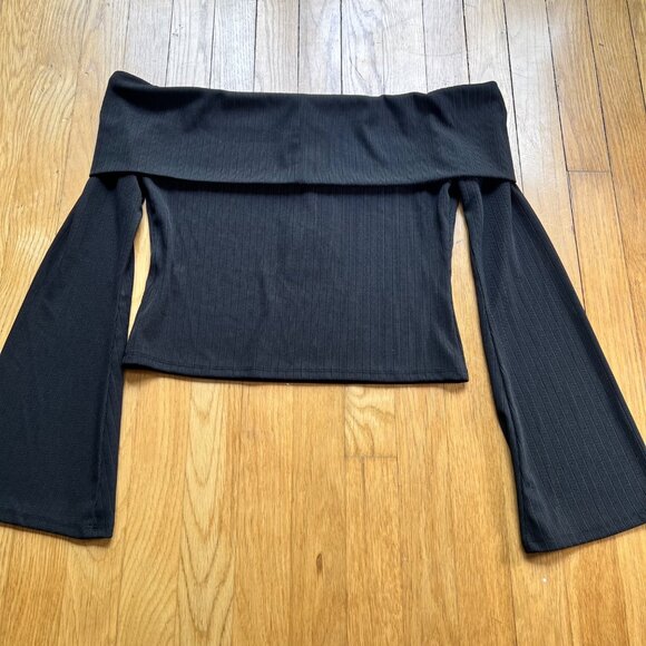 Lovers + Friends Size L NEW Black Fletcher Off Shoulder Bell Sleeve Ribbed Top - Picture 14 of 15